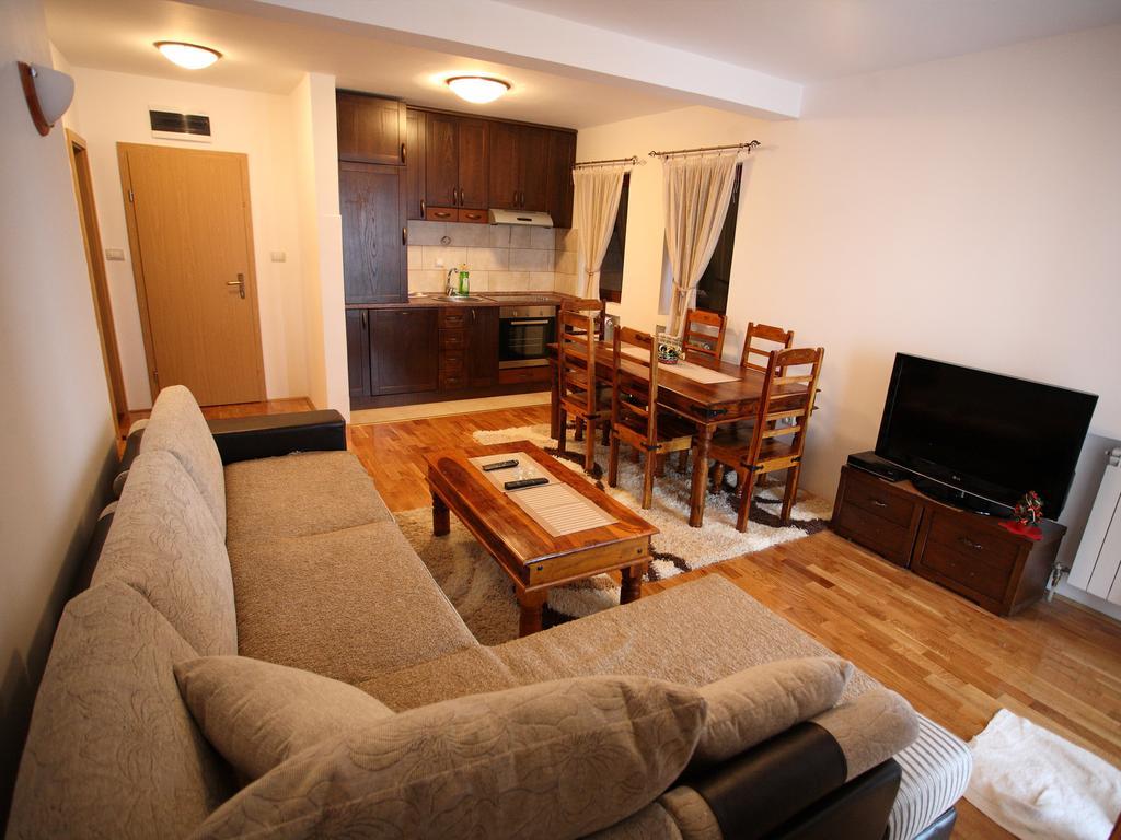 Family Apartments Жабляк Номер фото